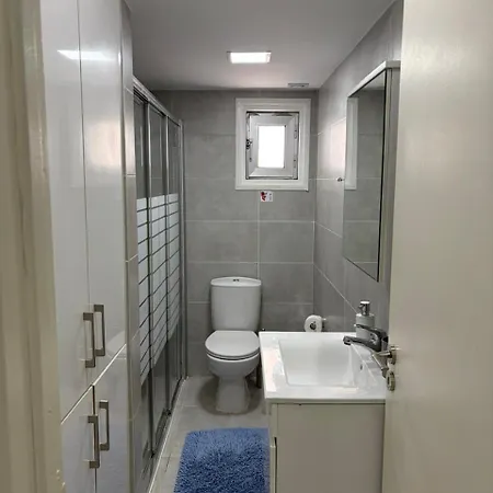 Lazuli Sea View Beachfront Ap 43 *