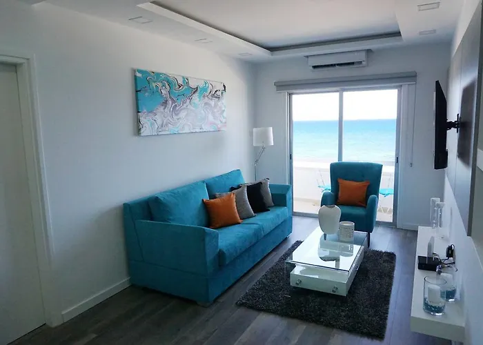 Lazuli Sea View Beachfront Ap 43