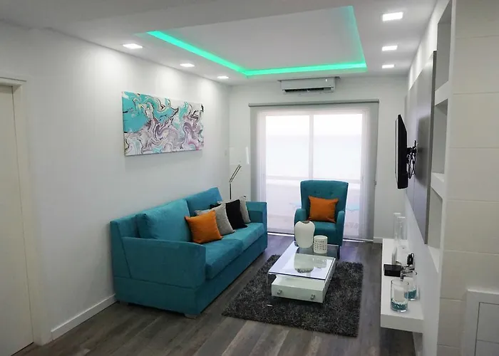 Lazuli Sea View Beachfront Ap 43 アパート