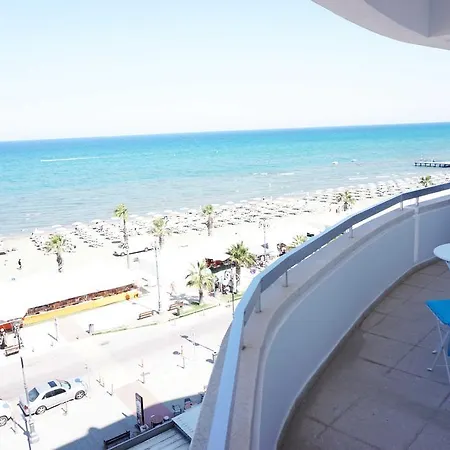 Lazuli Sea View Beachfront Ap 43 Apartmán Larnaca
